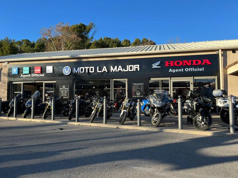 Quel permis faut-il pour louer un scooter chez malocationmoto.fr à Aubagne ?